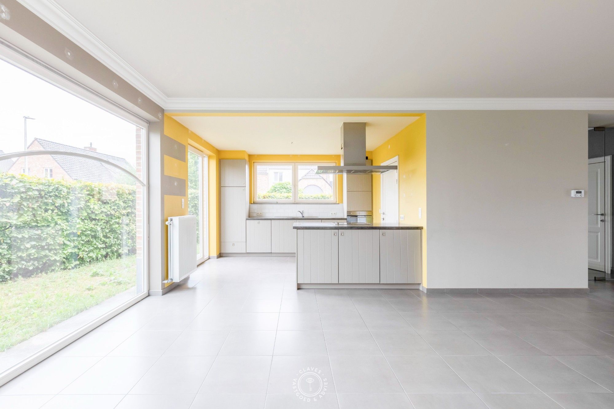 Recente half-open bebouwing met B-label foto 6