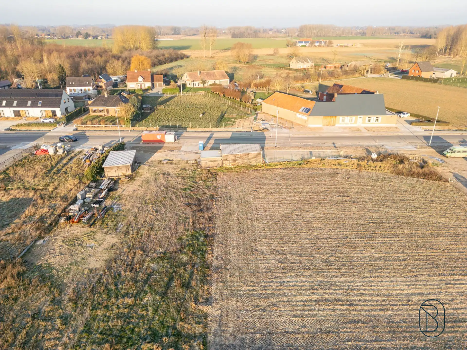 Prachtig gelegen bouwgrond met potentieel (loods + woonst) foto 9