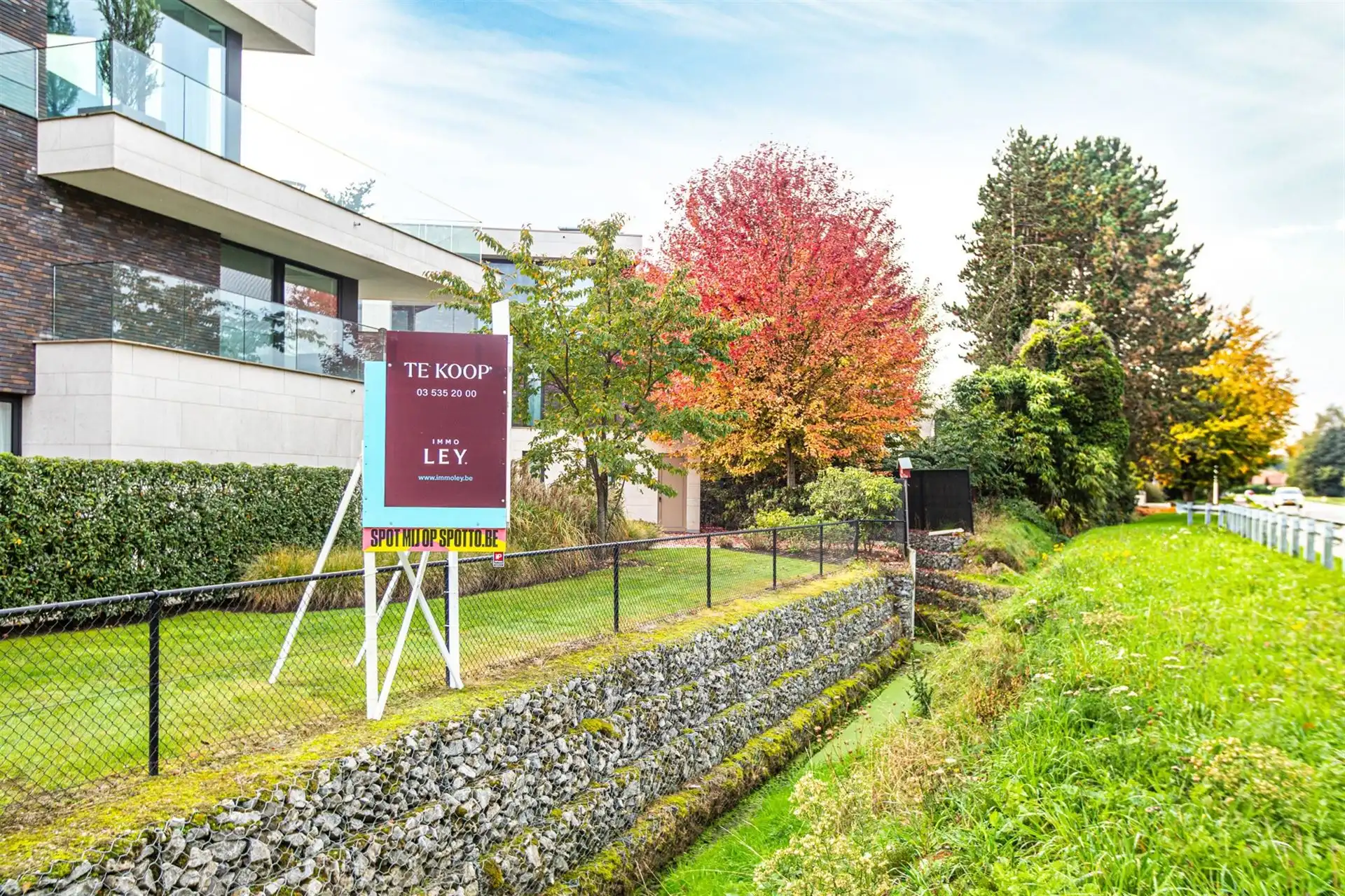 Lichtrijk gelijkvloers appartement met terras en tuinzicht foto 5