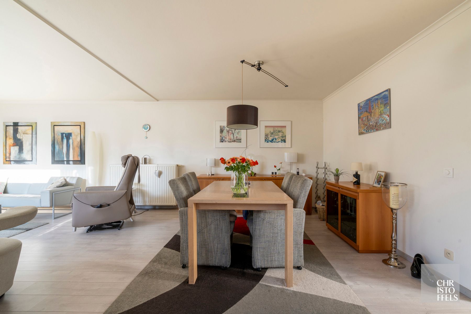 Bungalow (143m²) in rustige woonomgeving te Lanaken! foto 7