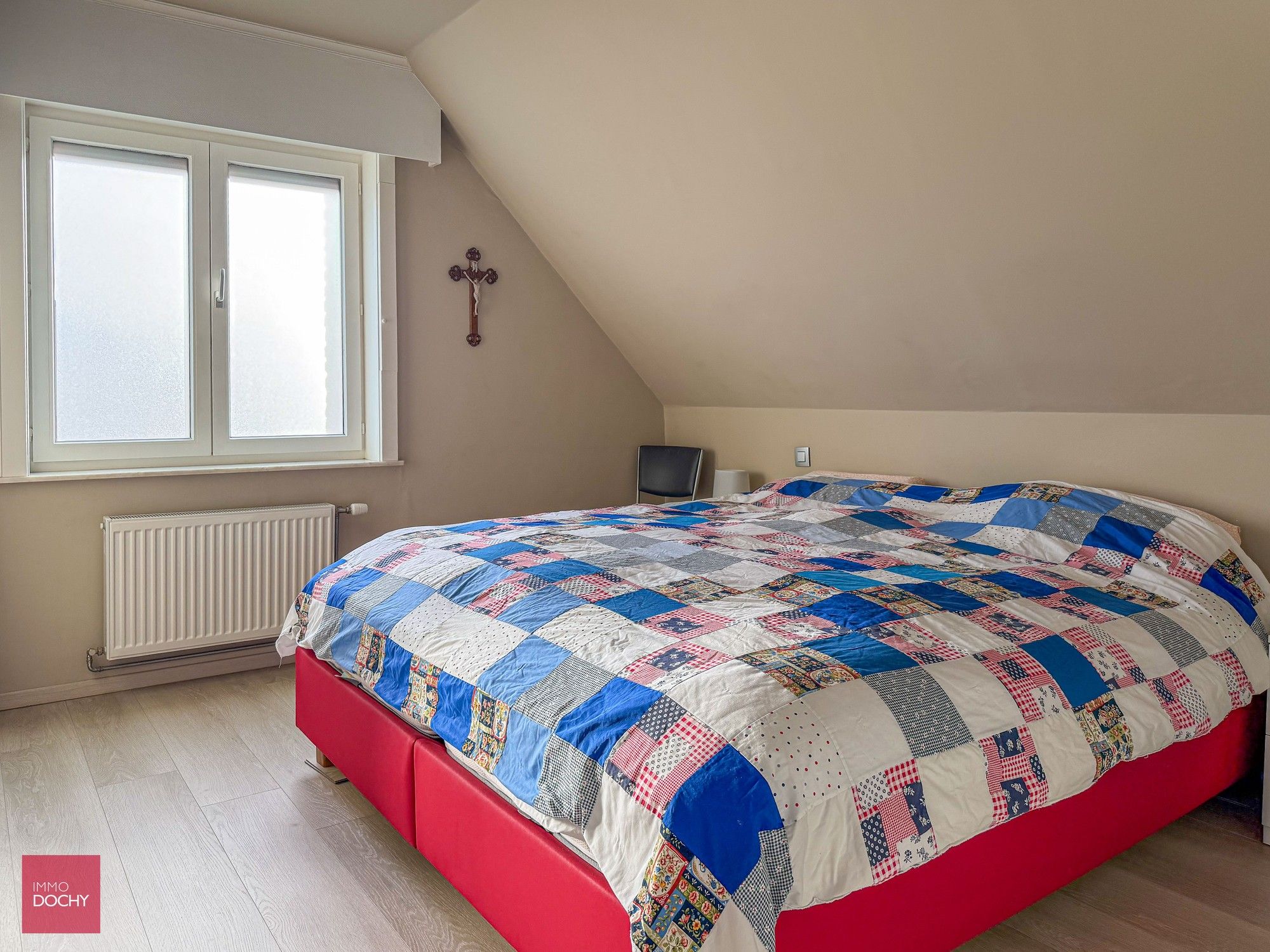 Instapklare lichtrijke alleenstaande woning | Lindestraat foto 14