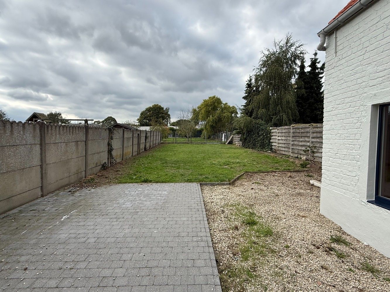 Ruime woning met mooie tuin te huur! foto 14