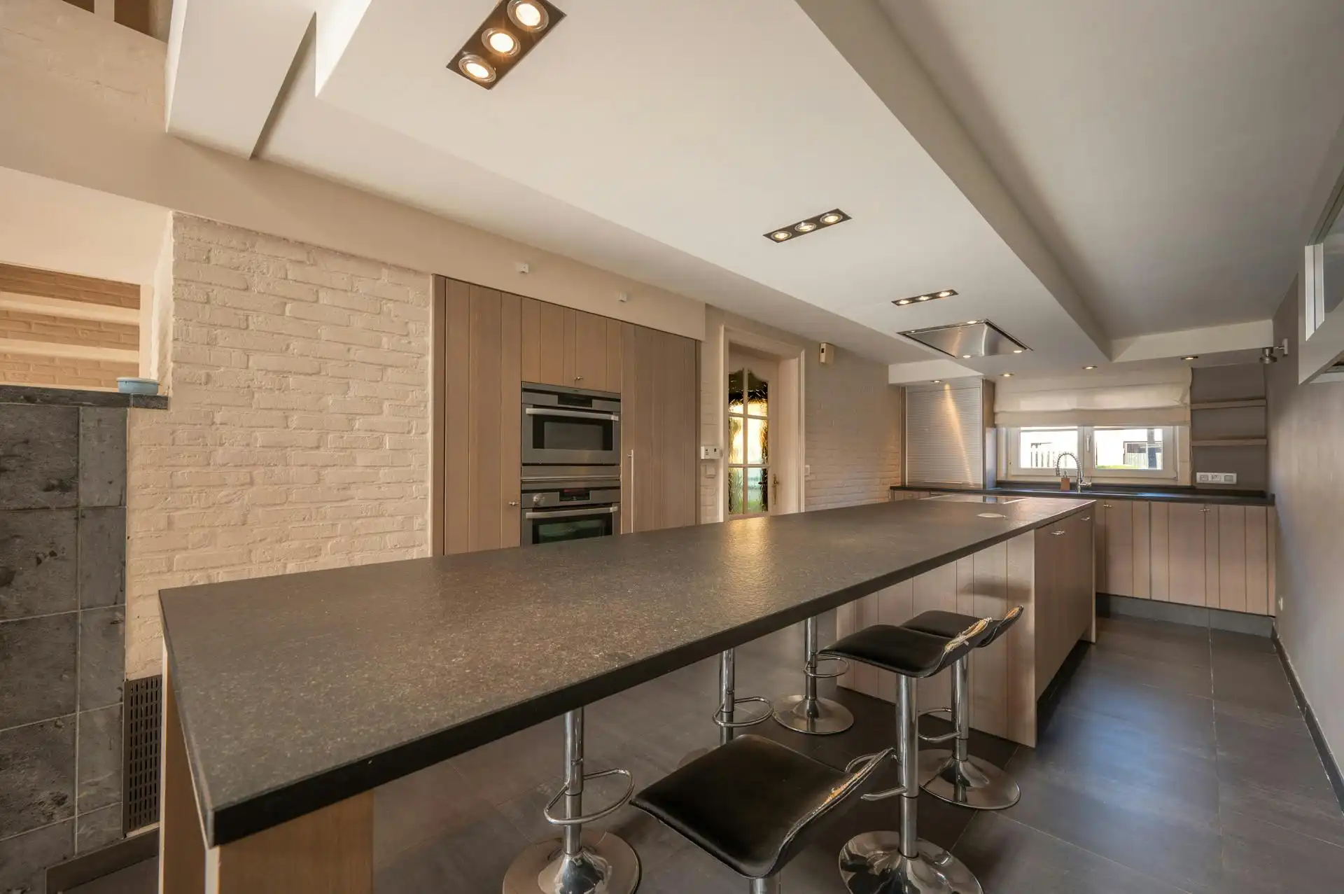 Rustig gelegen huis met zonnige tuin te koop in Heist foto 8