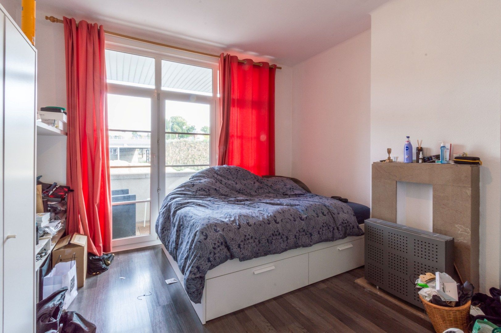 Karaktervolle rijwoning met zicht op kanaal! foto 10