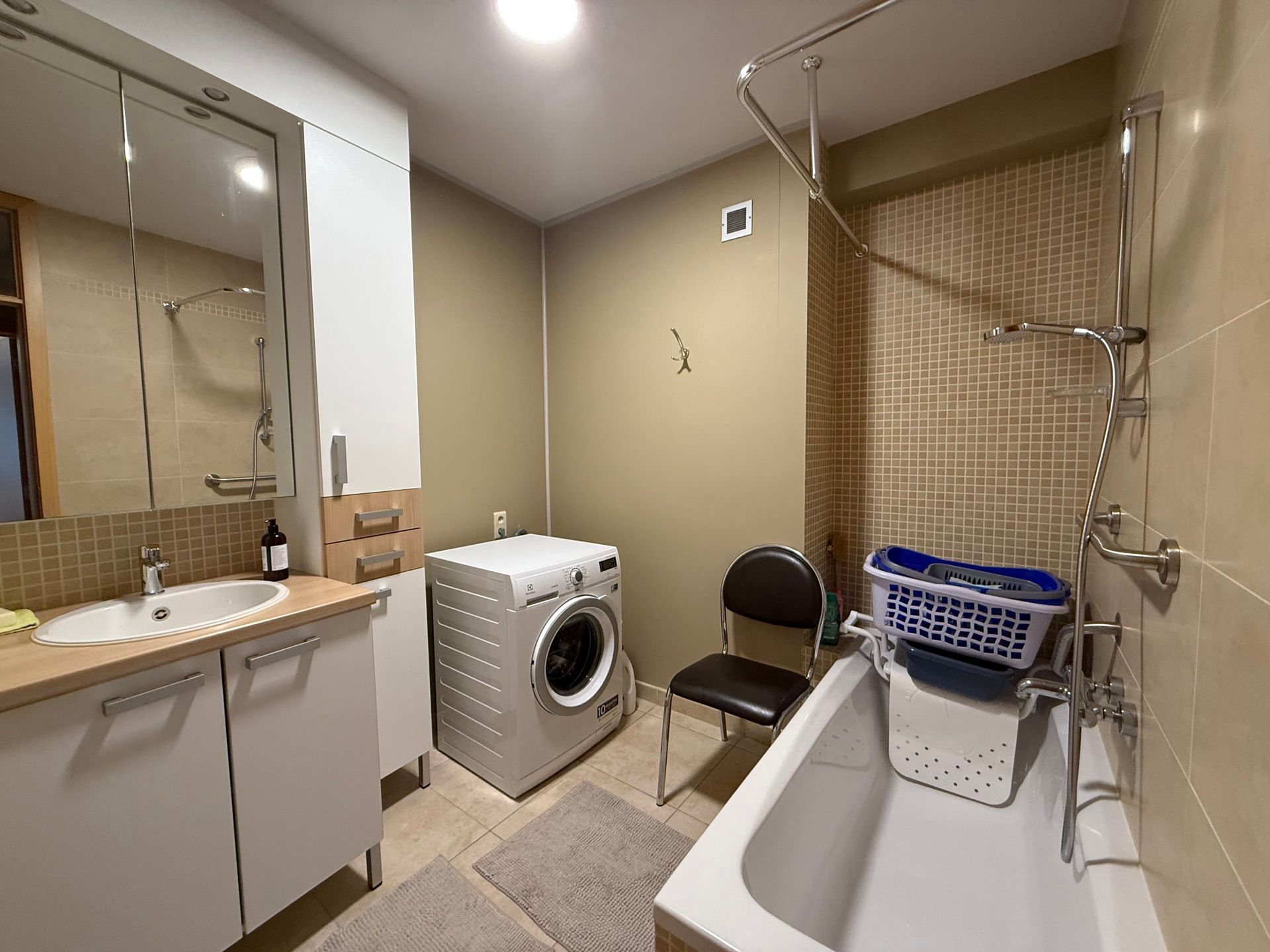 SERSKAMP - Recent gelijkvloers appartement met ruim terras. foto 8