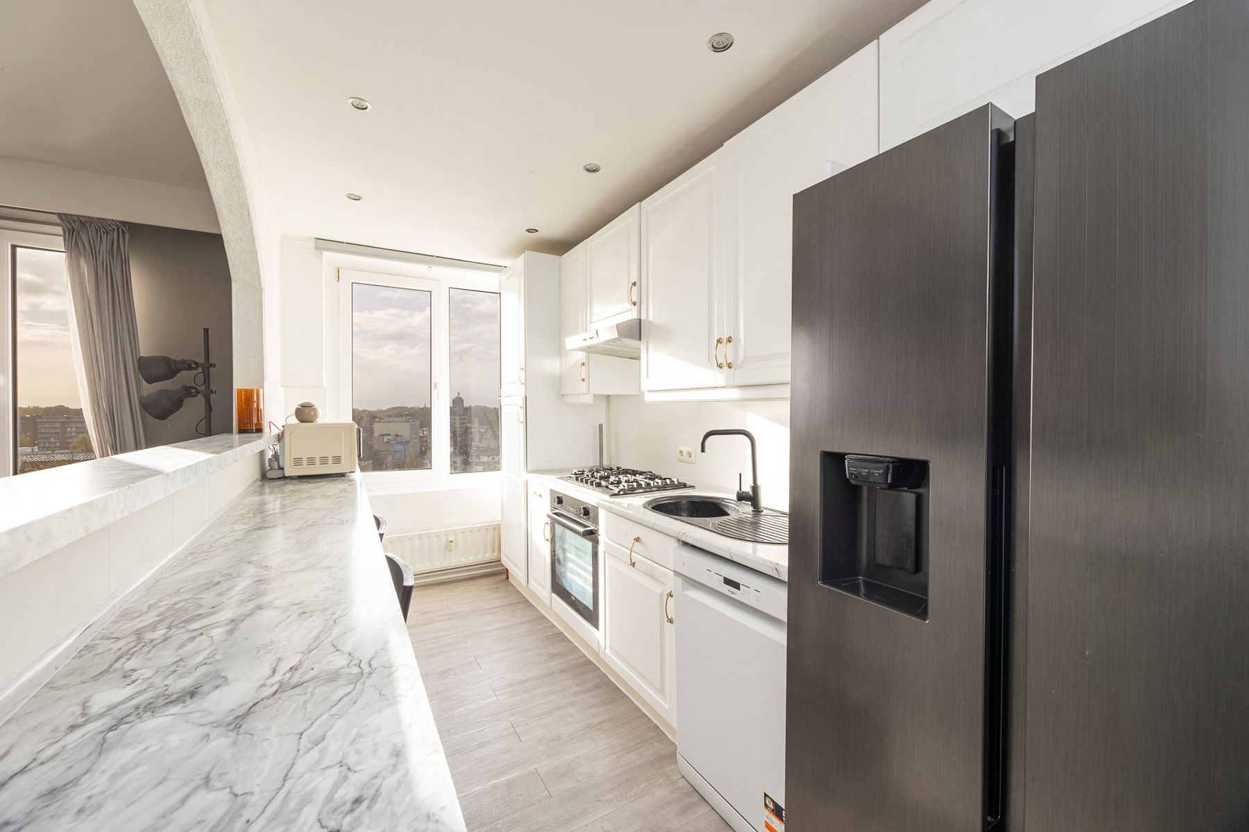 Verzorgd appartement met 3 slaapkamers vlakbij Rivierenhof! foto 6