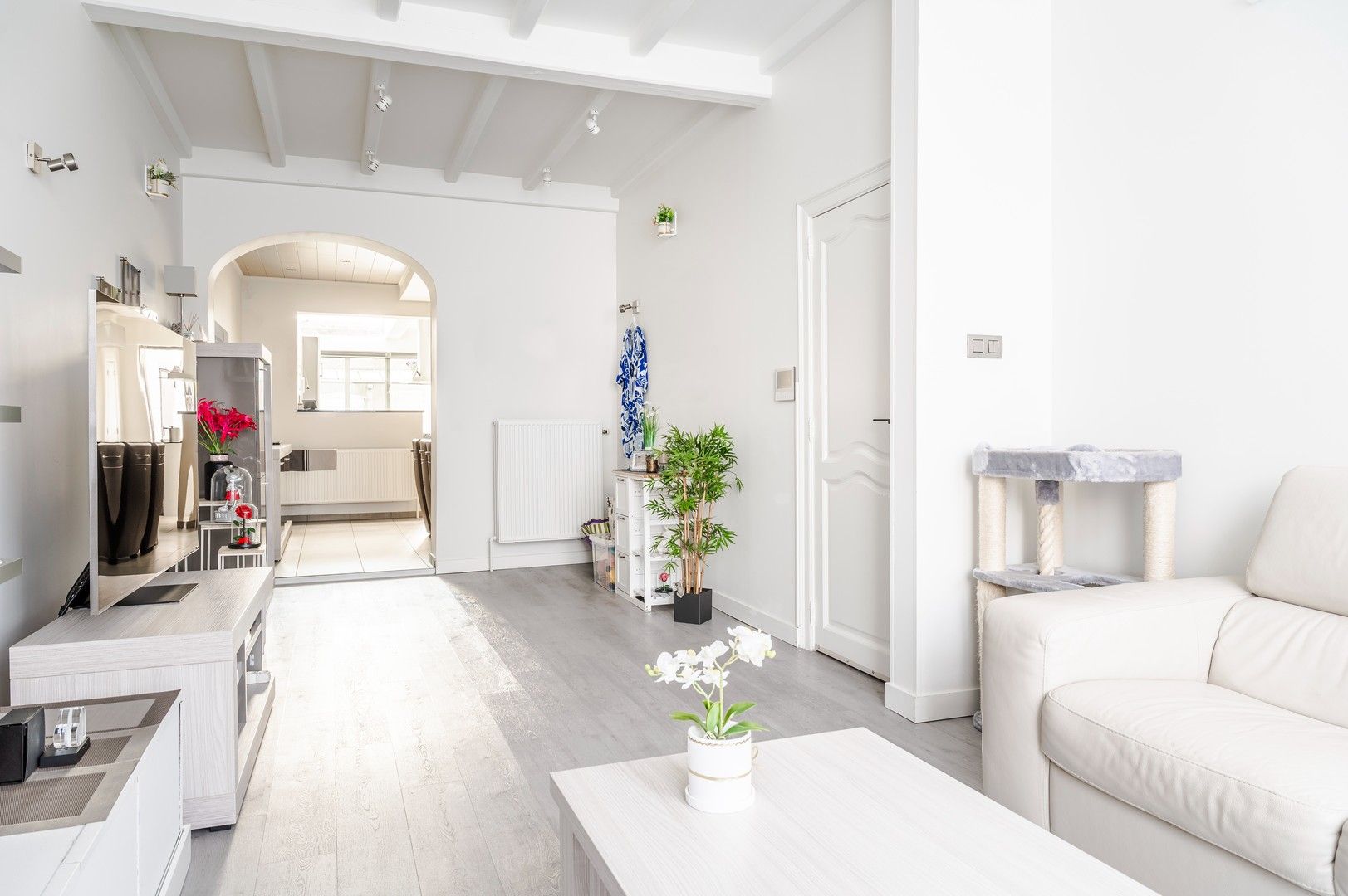 Ruime stadswoning met 4 slaapkamers foto 4