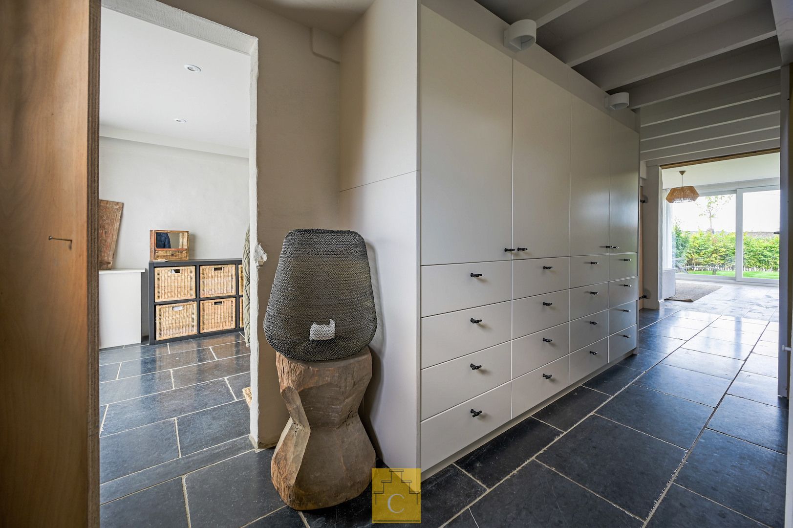 knap gerenoveerde gezinswoning, landelijke stijl met eigentijdse toets, met zonnige tuin en parking foto 28