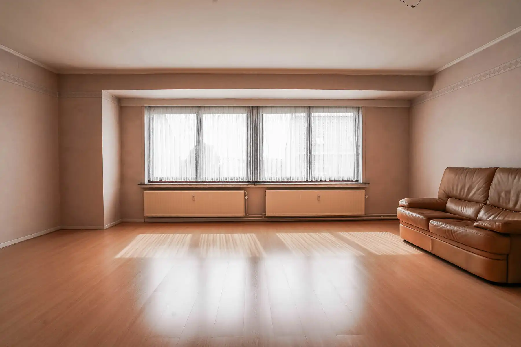Appartement met 2 slaapkamers en overdekte autostaanplaats te Londerzeel Sint Jozef foto 6