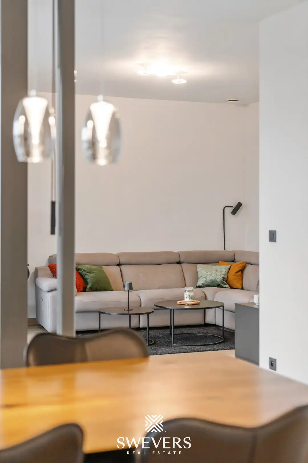 Trendy woning met 2 slpk, 2 bergingen en leuk terras (O) vlakbij centrum Zonhoven foto 4