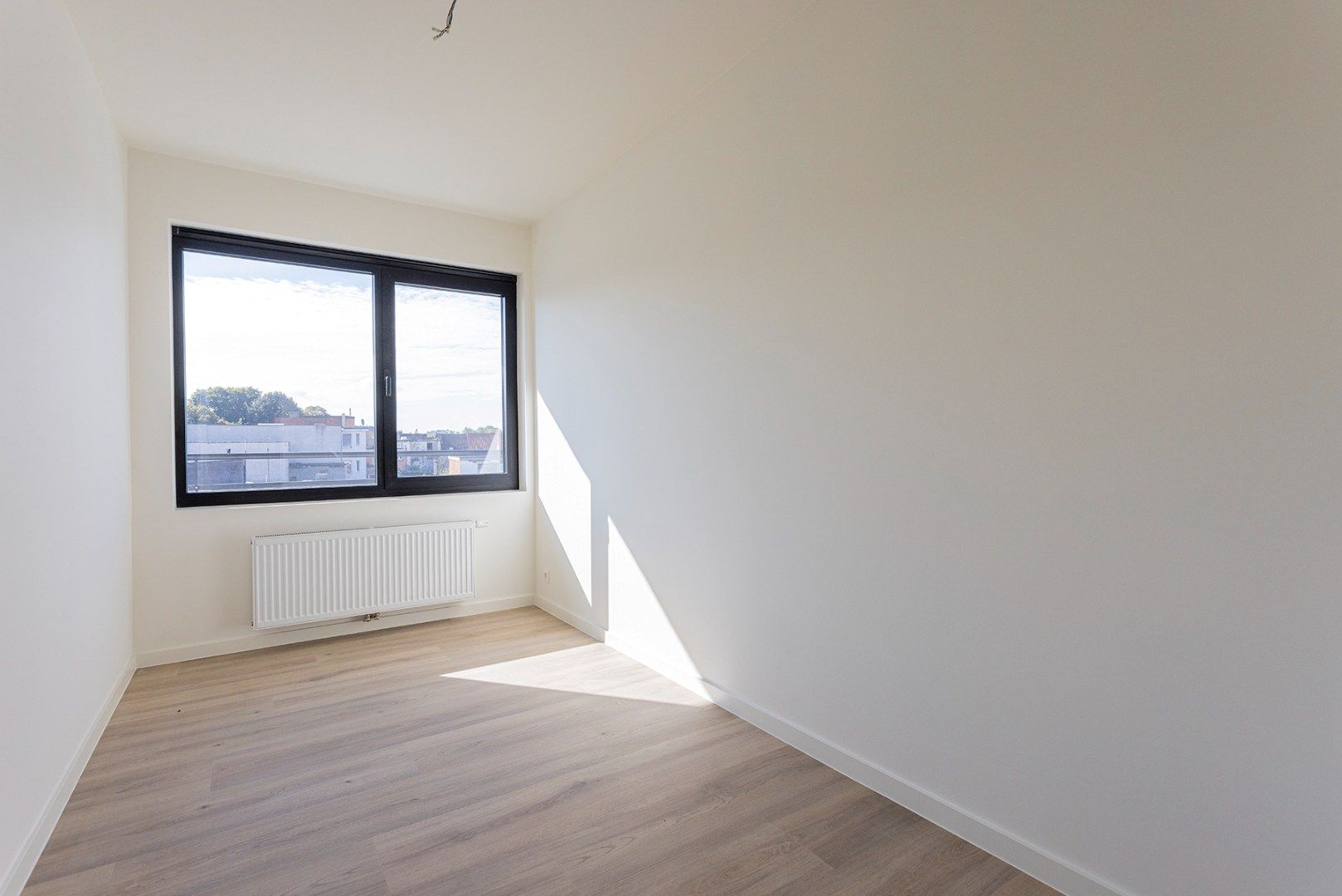 Ruim en modern appartement (vernieuwbouw) met 3 slpks nabij De Roma foto 9