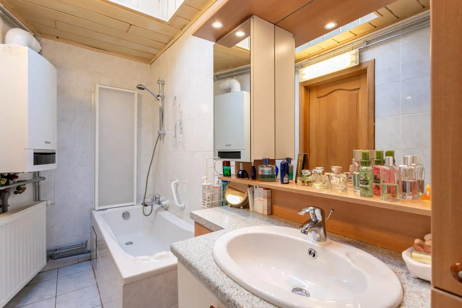 Woning met 2 slpk en ruime tuin (8a60)  foto 6