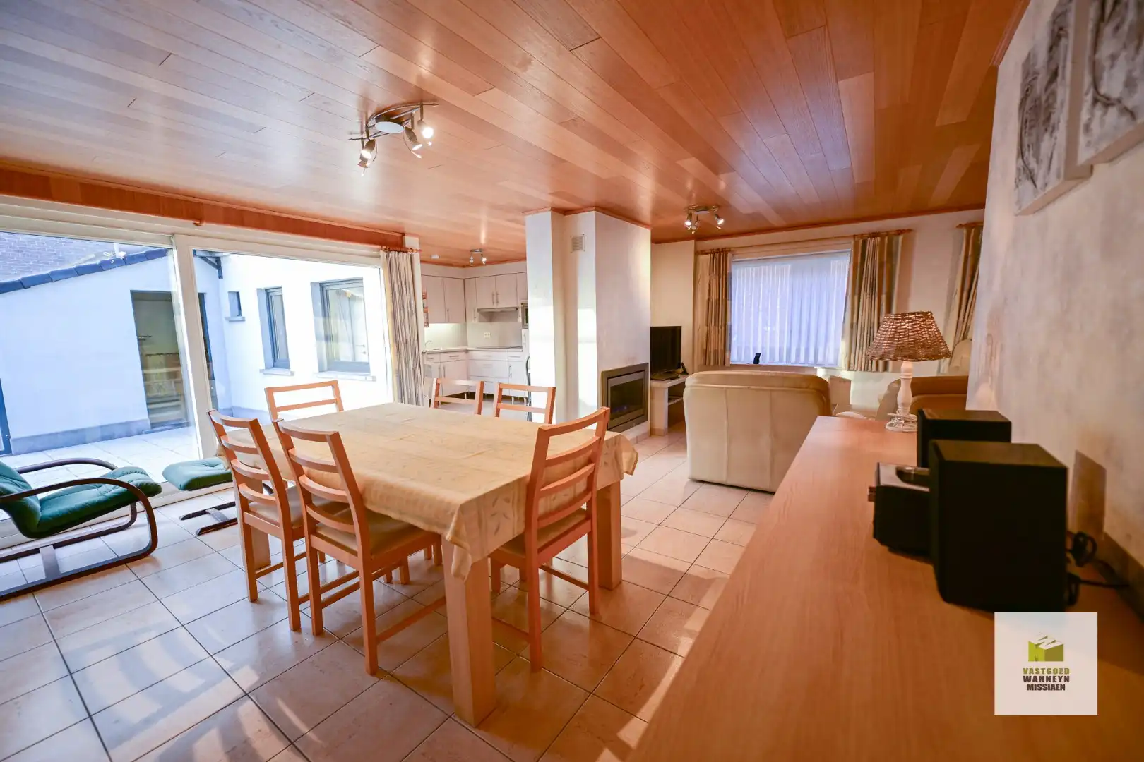 Knusse woning met 1 slaapkamer, gezellige tuin, garage en parking foto 4