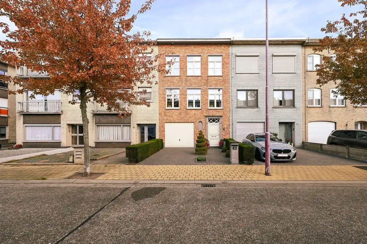 Bel-etage in zeer fijne woonwijk foto 27