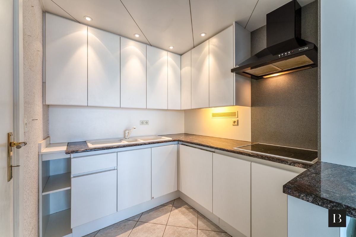 Instapklaar appartement met 2 slaapkamers op de zeedijk foto 6
