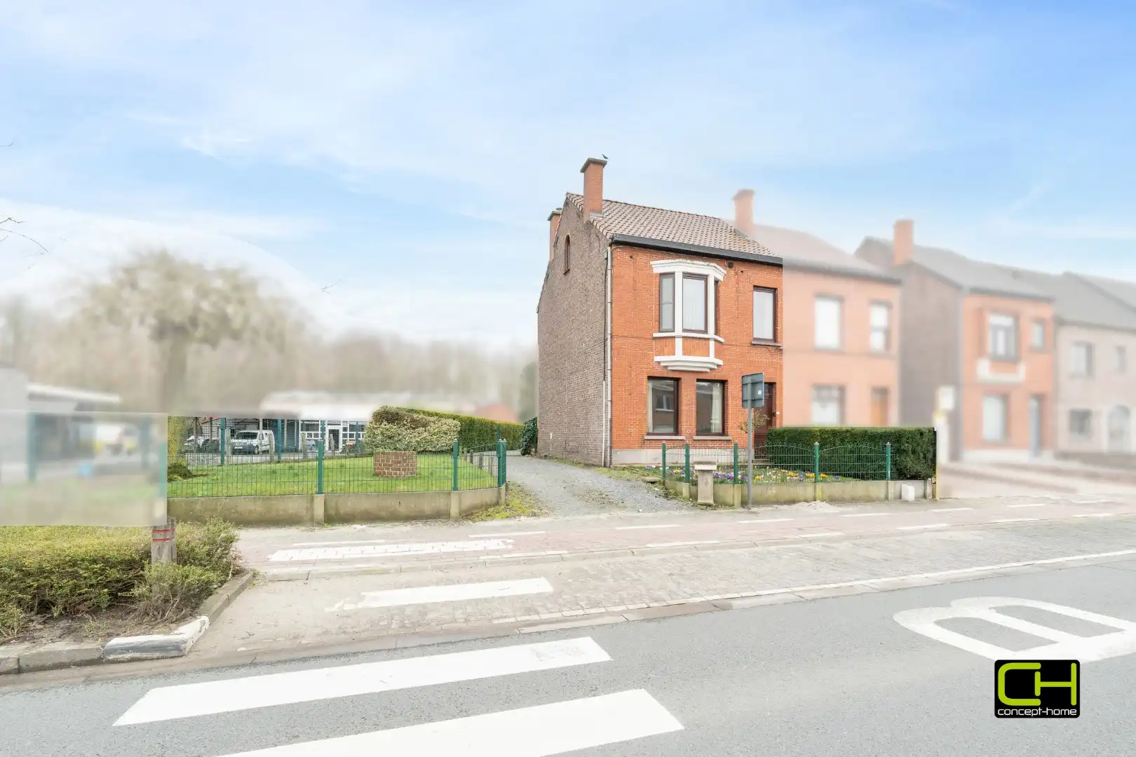 Ruime gezinswoning met 3 slaapkamers te koop in Evergem foto 24