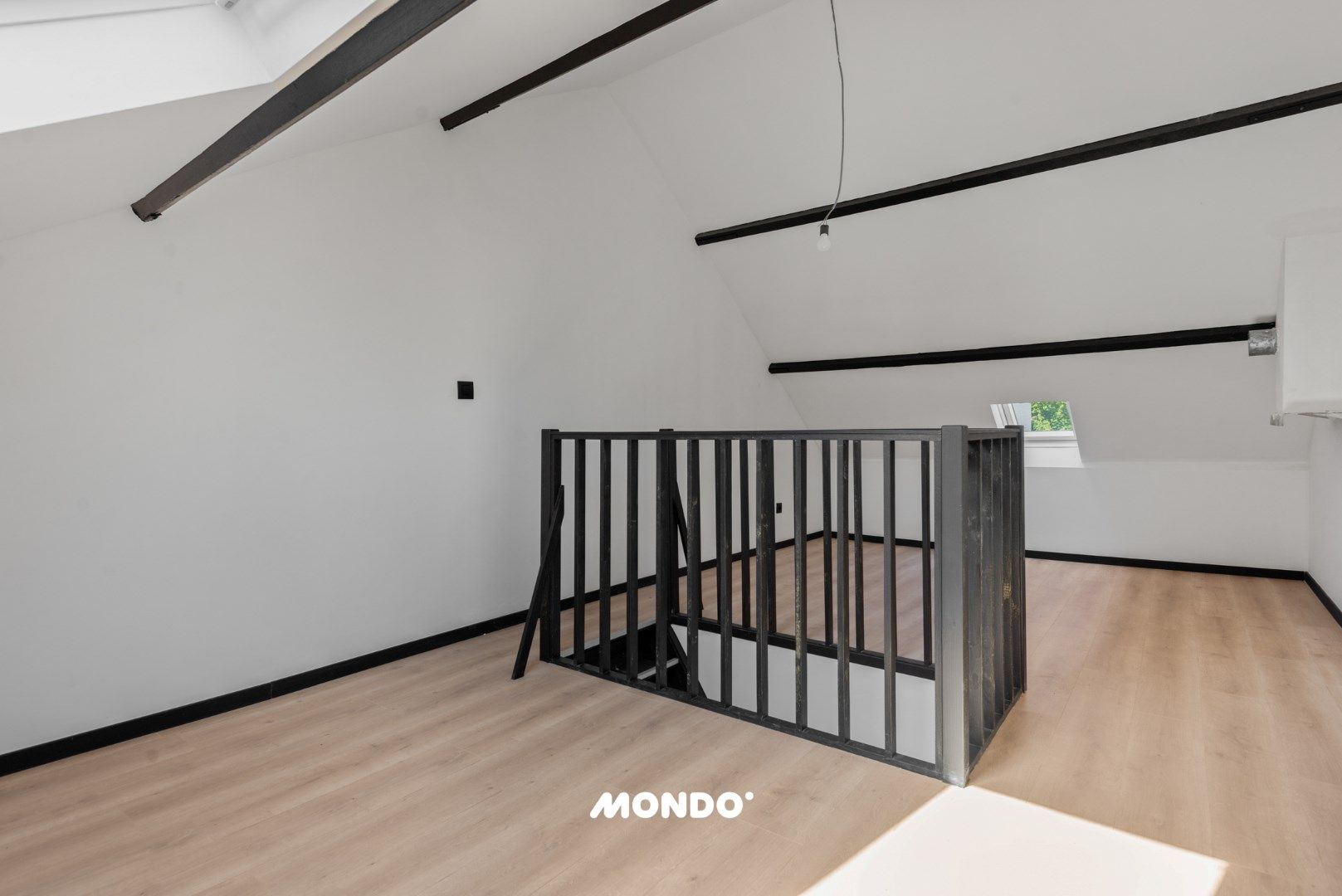 Volledig gerenoveerde woning met 3 slaapkamers! foto 15