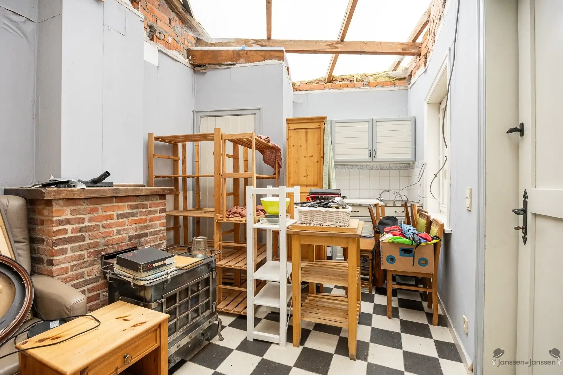 Authentieke woning met karakter in het hart van Sint-Lenaarts foto 13