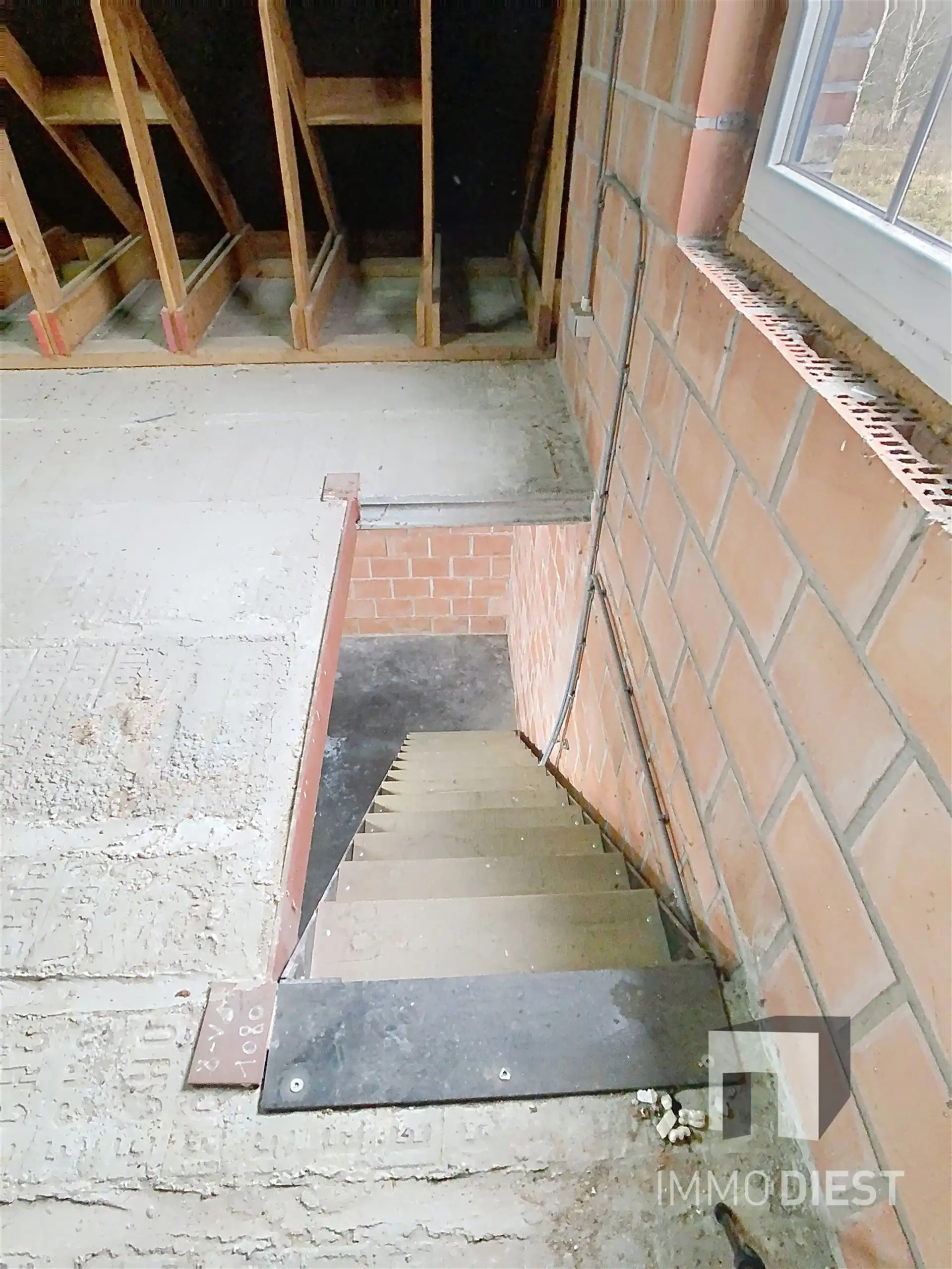 Instapklare woning op ca.53 are met bijgebouw met dubbele garage. EPC 104 kWh/m²/jaar (bijna A-label) foto 43