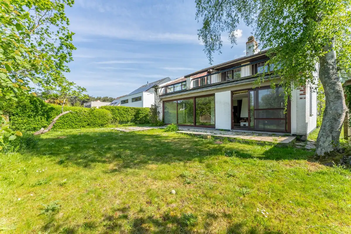 Ruime villa met 4 slaapkamers nabij het centrum foto 2