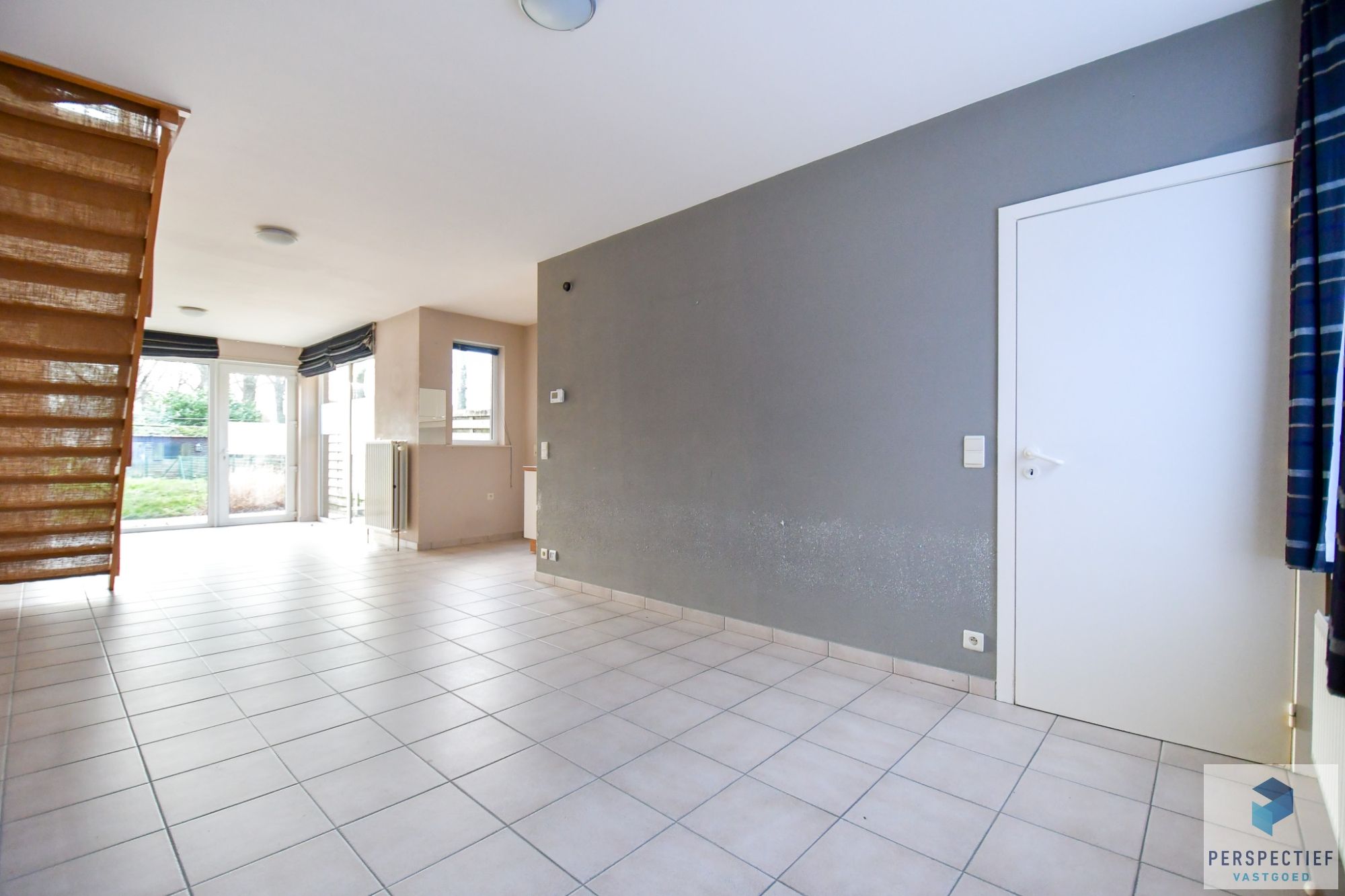 Verrassend ruime woning met tuin en garage foto 9