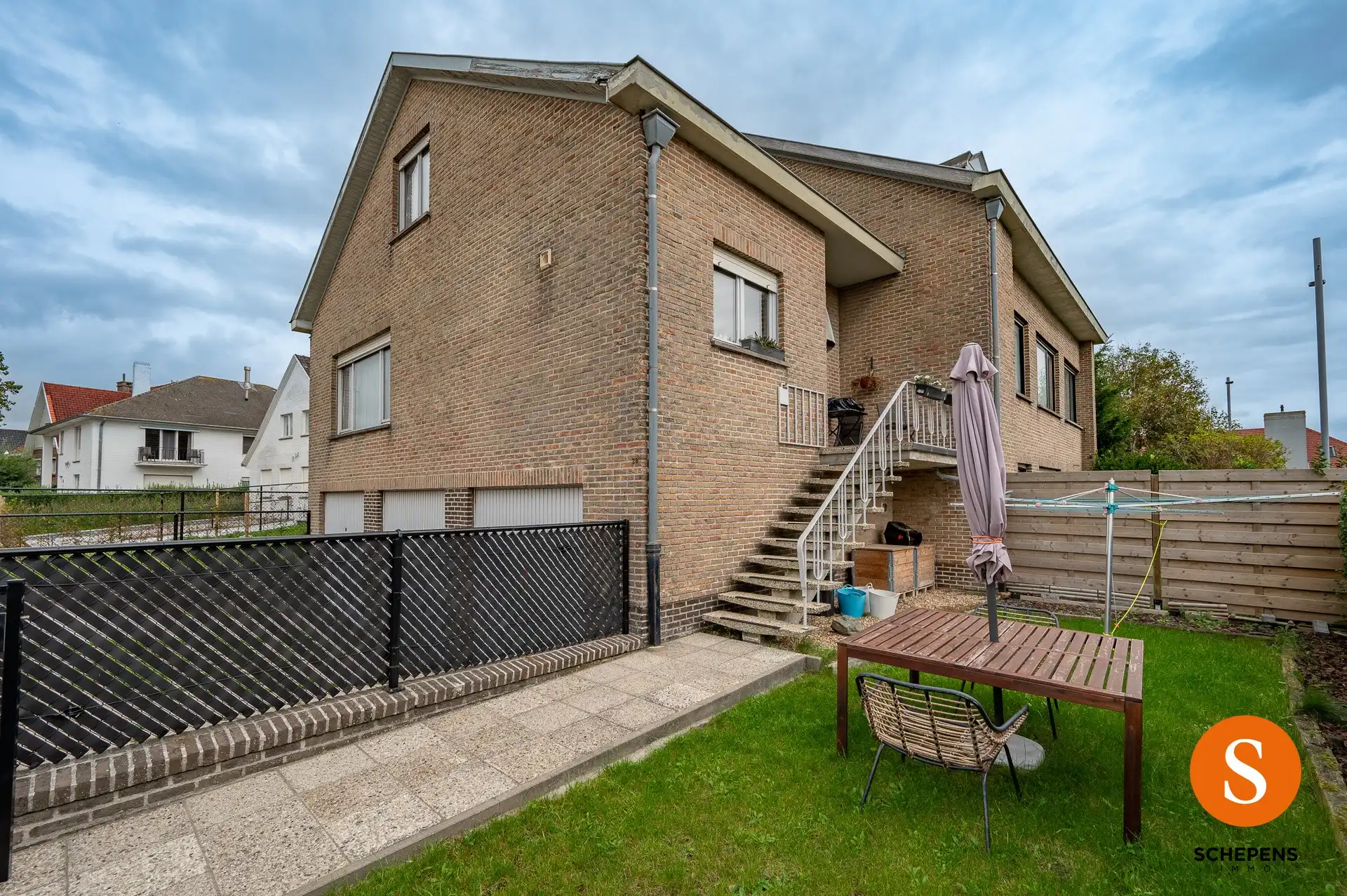 Duplexappartement in het hart van Wenduine, op wandelafstand van winkels, zee en openbaar vervoer. foto 2