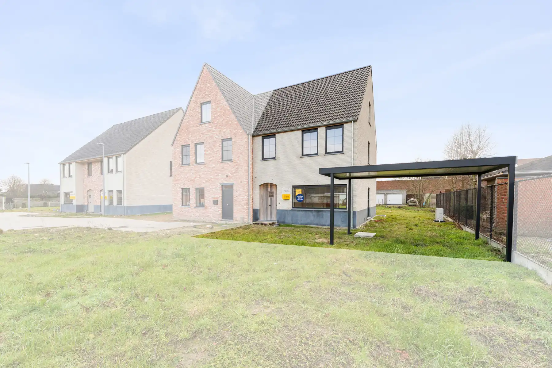 Landelijke, halfopen woning foto 27