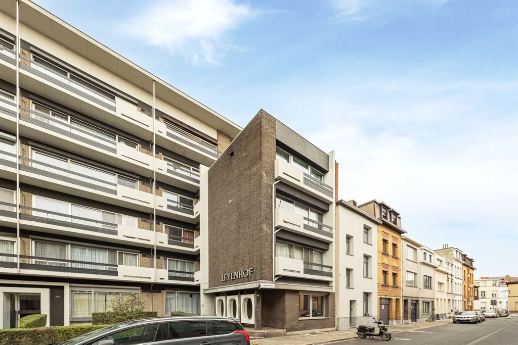 Instapklaar appartement, 3slpk,  incl staanplaats foto 18