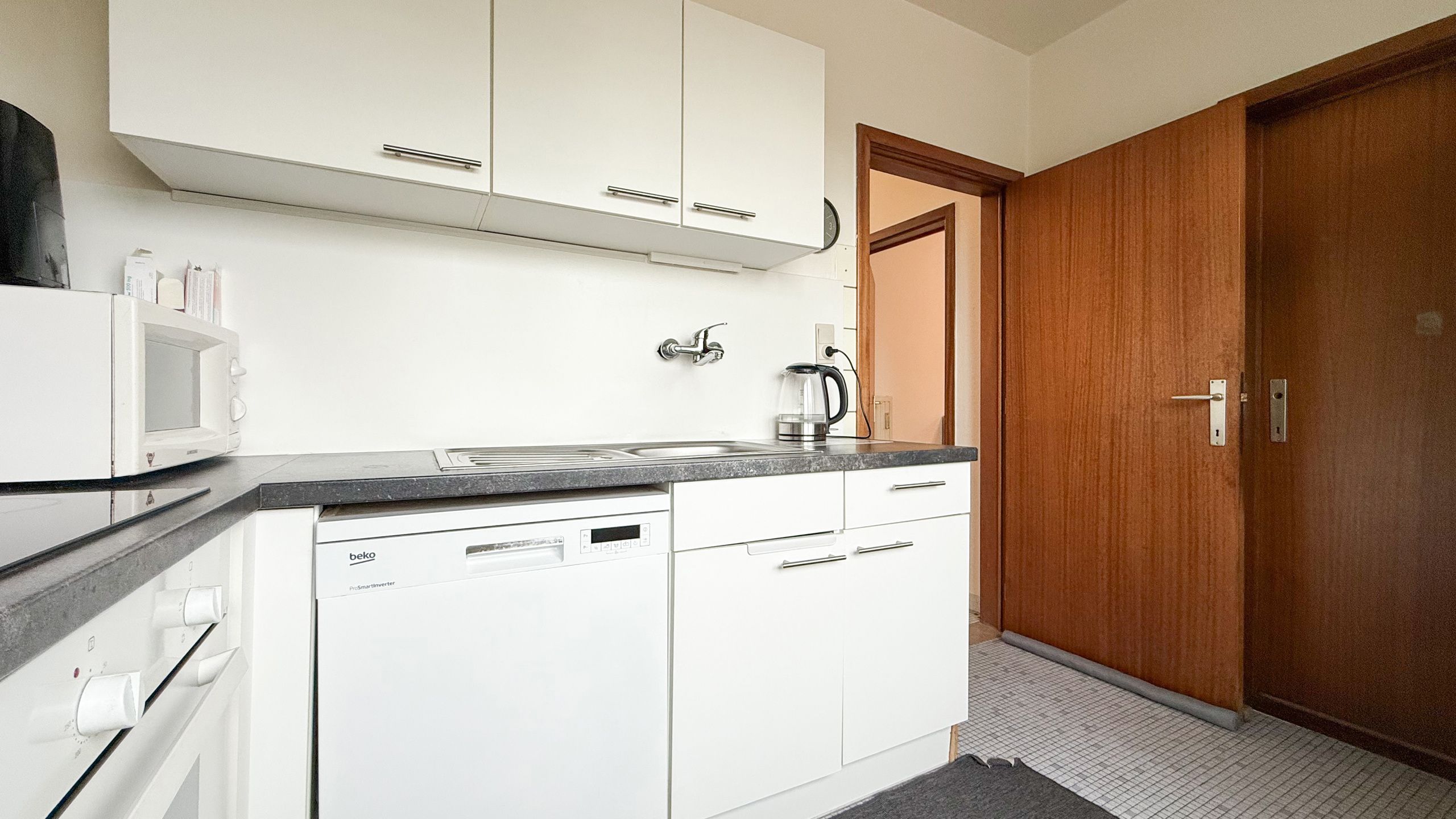 Ruim appartement met garage op topligging in Heusden-Zolder! foto 10