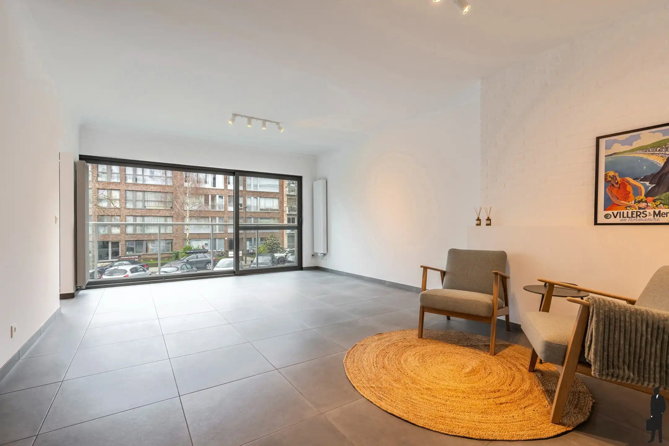 Lichtrijk gerenoveerd instapklaar appartement met 2 slpk foto 2