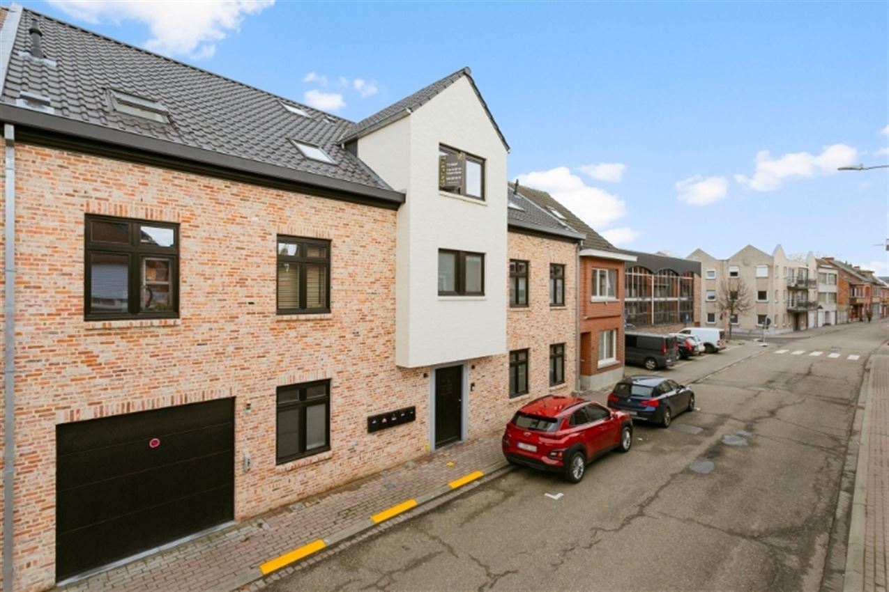 Appartement foto {{pictureIndex}}