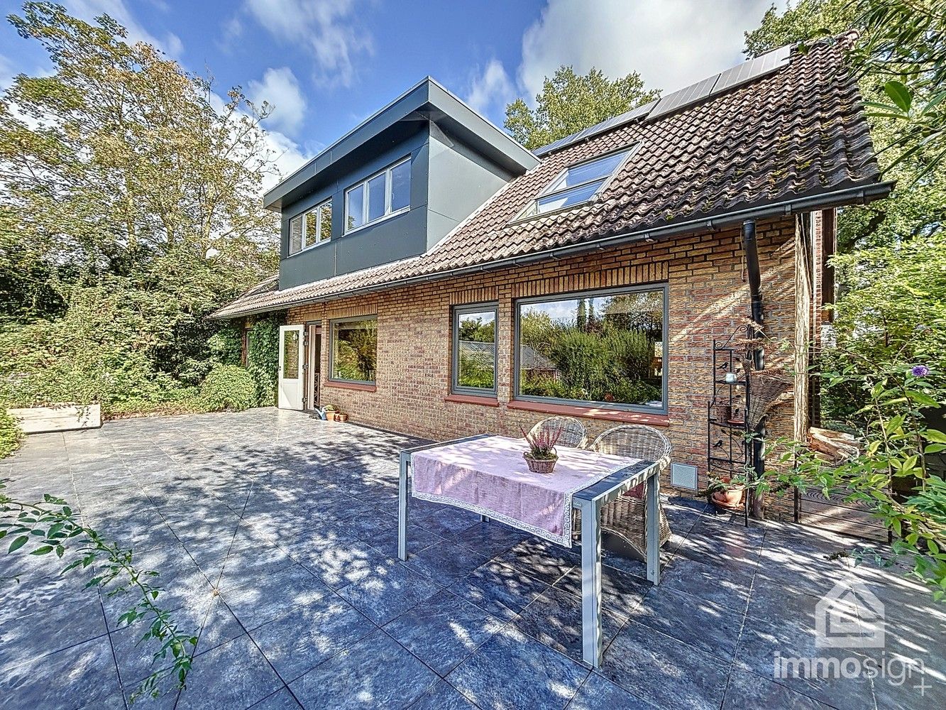 In het groen verscholen, vrijstaand landhuis met prachtige natuurtuin op 2100m² foto 34