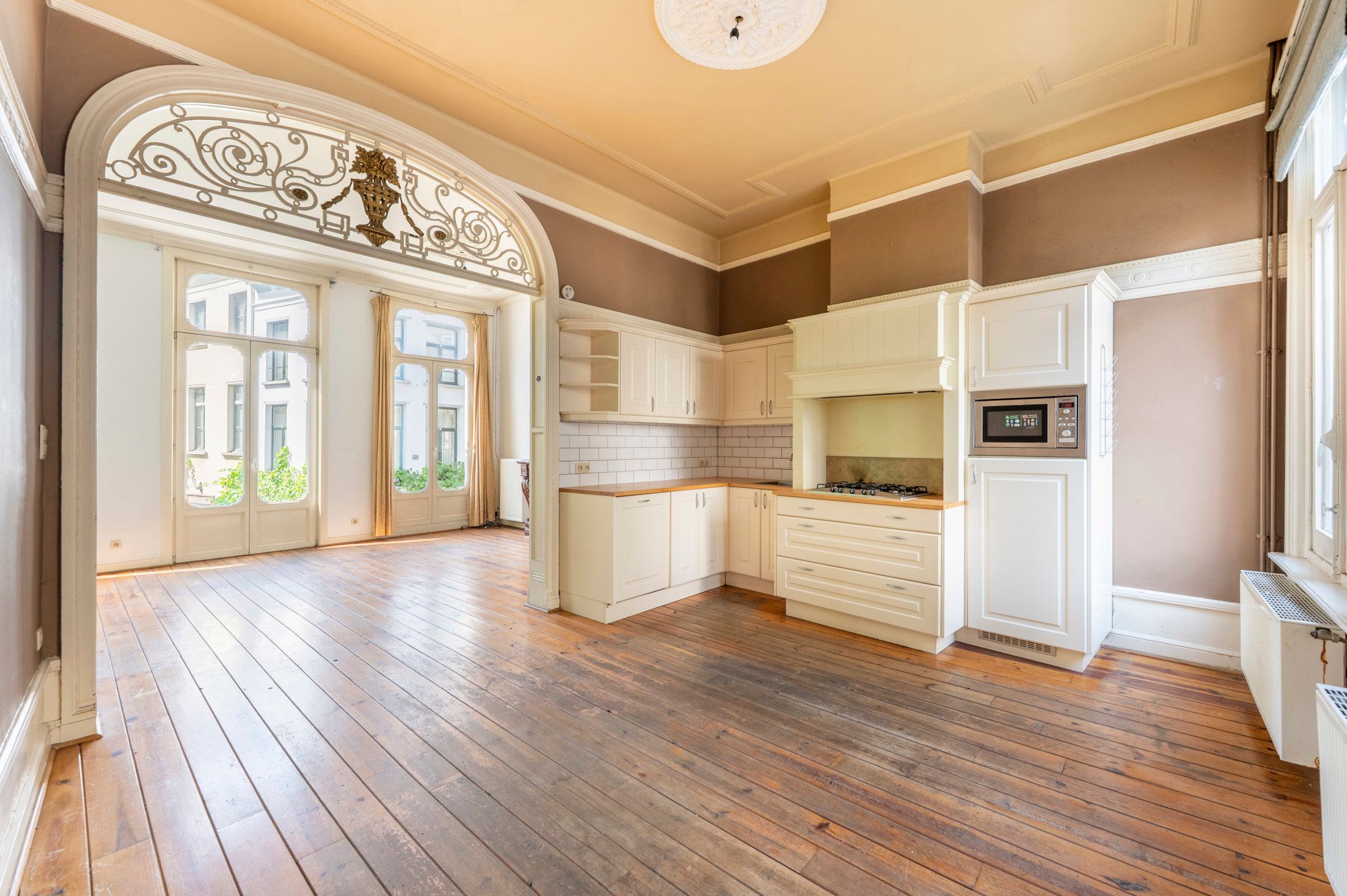 Uniek handelspand met triplex en garage  foto 3