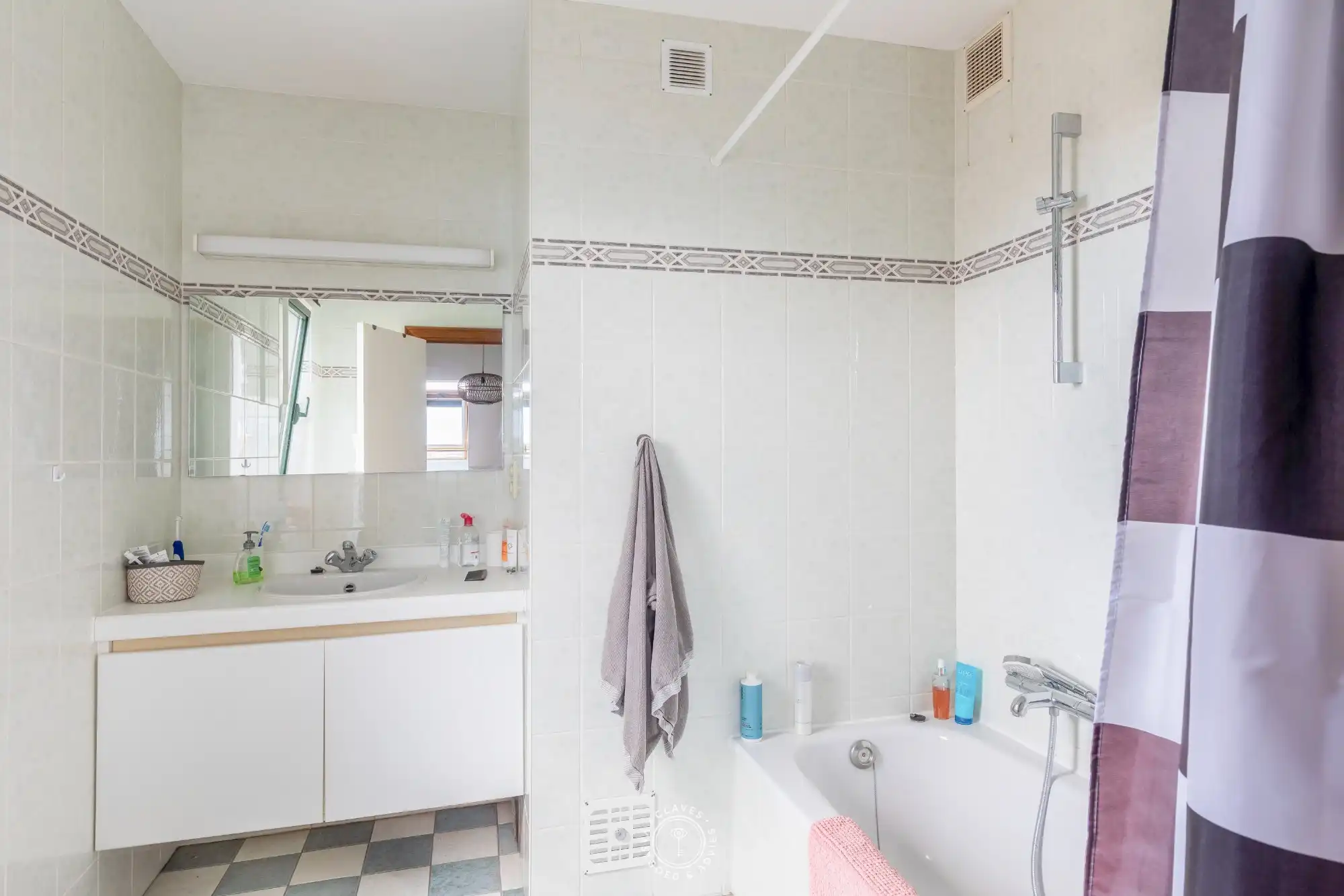 Ruim 1 slaapkamer appartement met 2 terrassen foto 10
