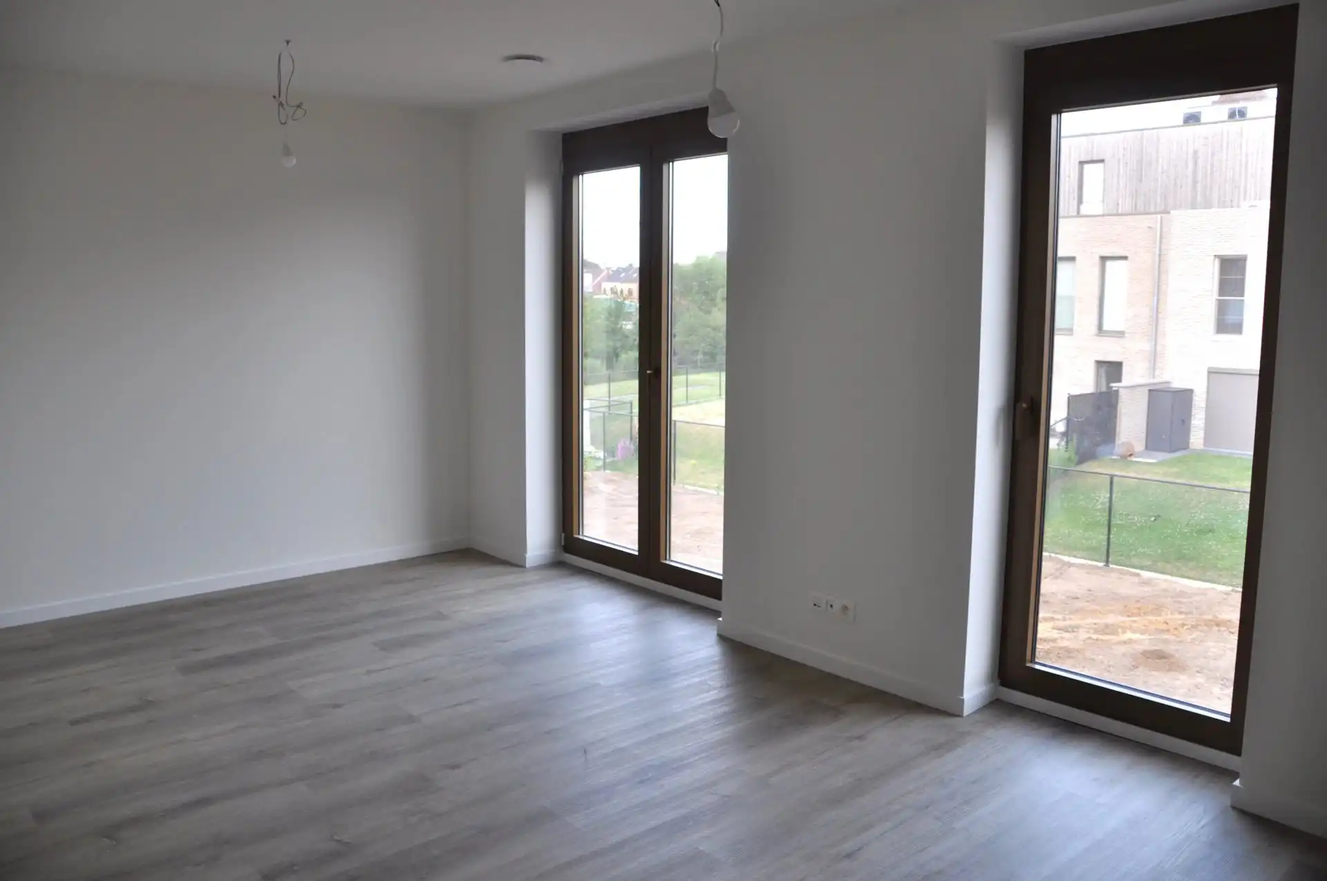 VOLLEDIG AFGEWERKTE NIEUWBOUWWONING MET 3 SLPK'S IN SINT-LAMBRECHTS-HERK (HASSELT) foto 10