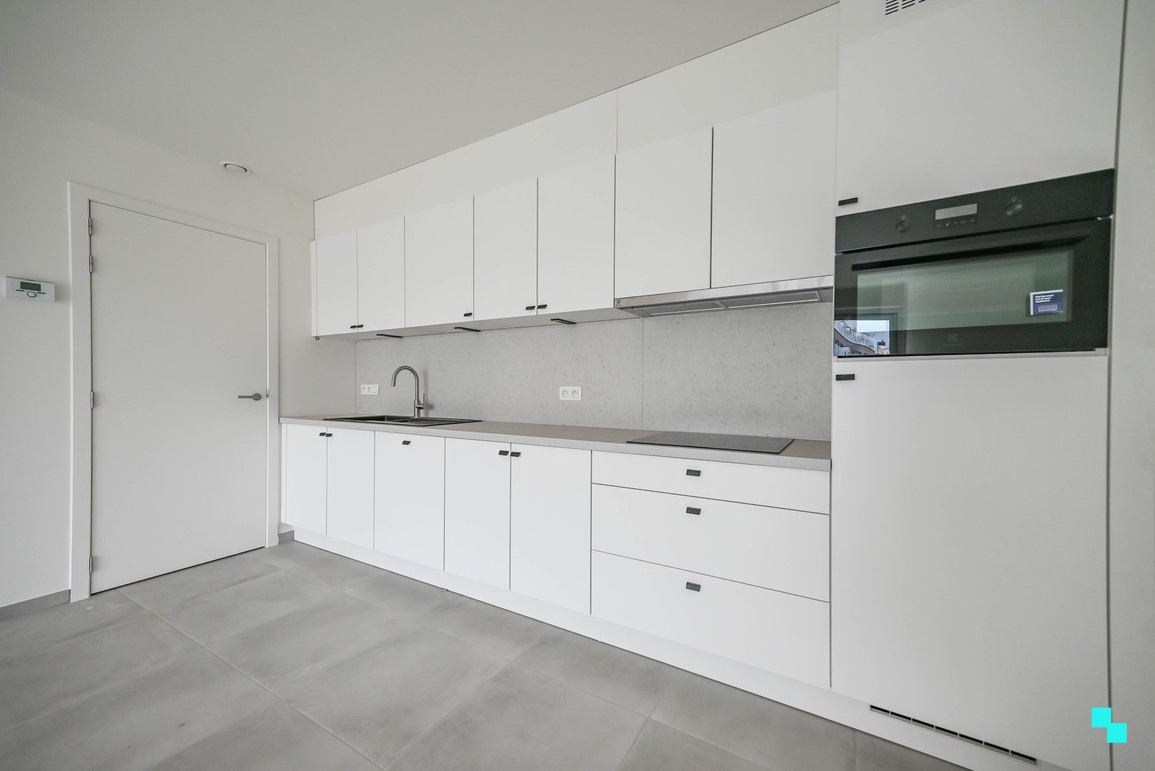 Nieuwbouwappartement met twee slaapkamers in hartje Emelgem foto 7