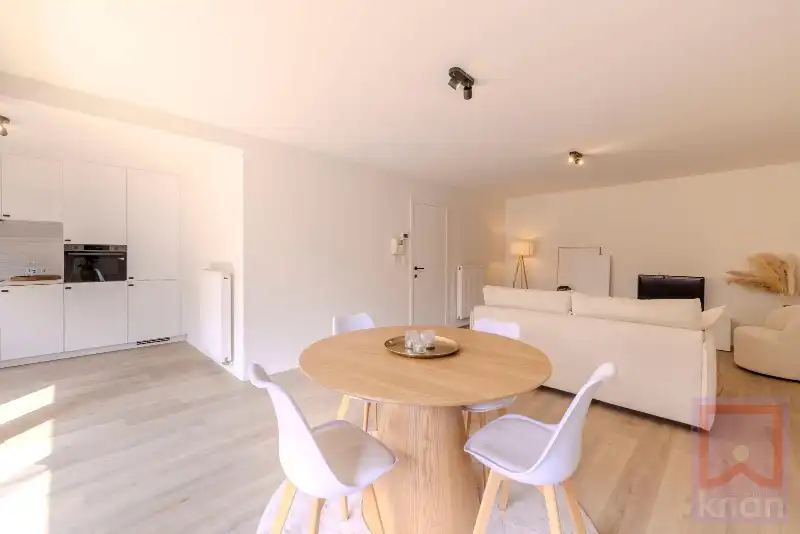 CENTRUM GEEL! 2 slpk appartement  én zonnig terras foto 6