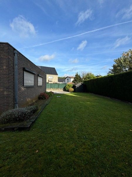 Vrijstaande woning met 5 slaapkamers. foto 40