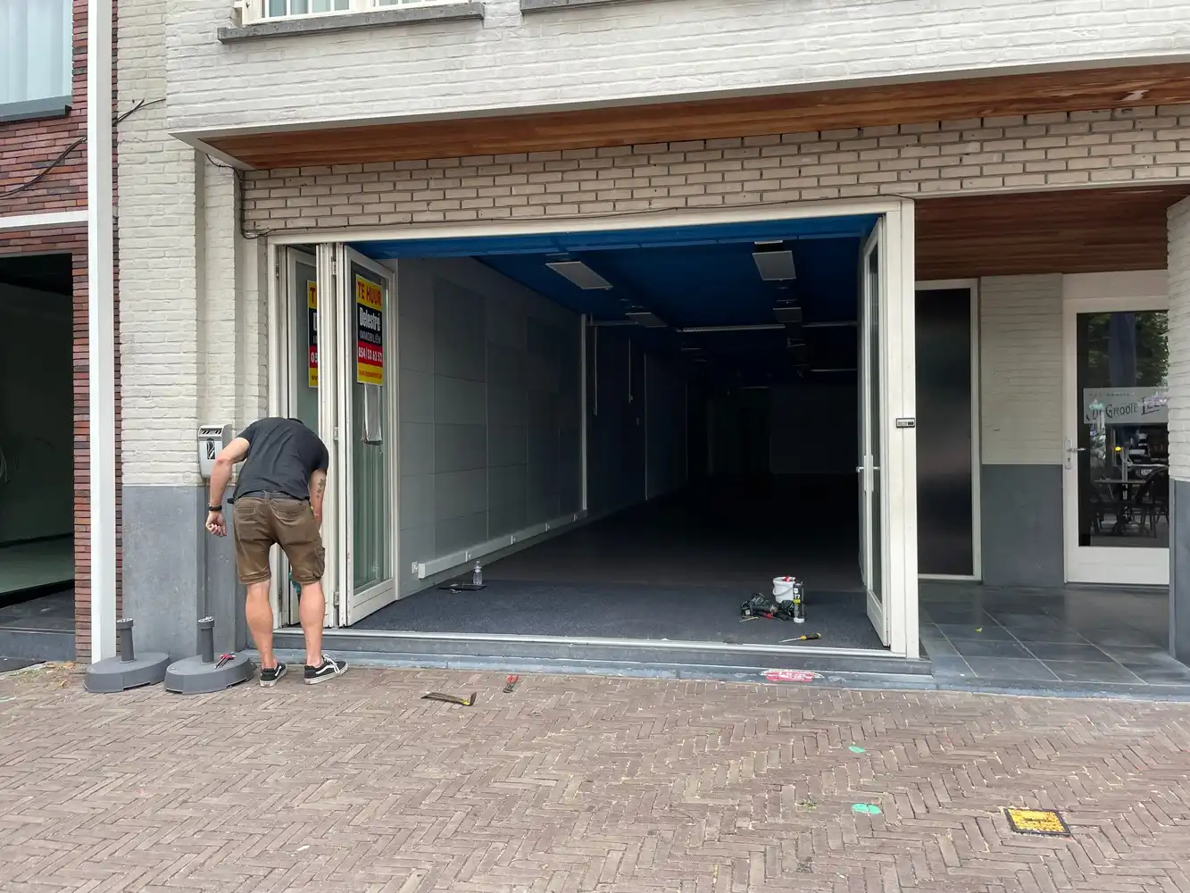 Modern handelspand op een toplocatie op de Grote Markt foto 2