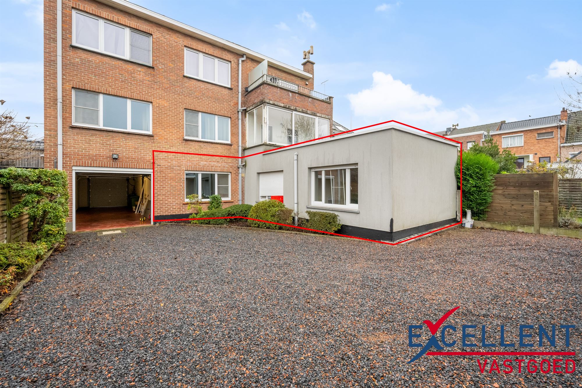 Instapklaar appartement met garagebox te Oostakker foto 8