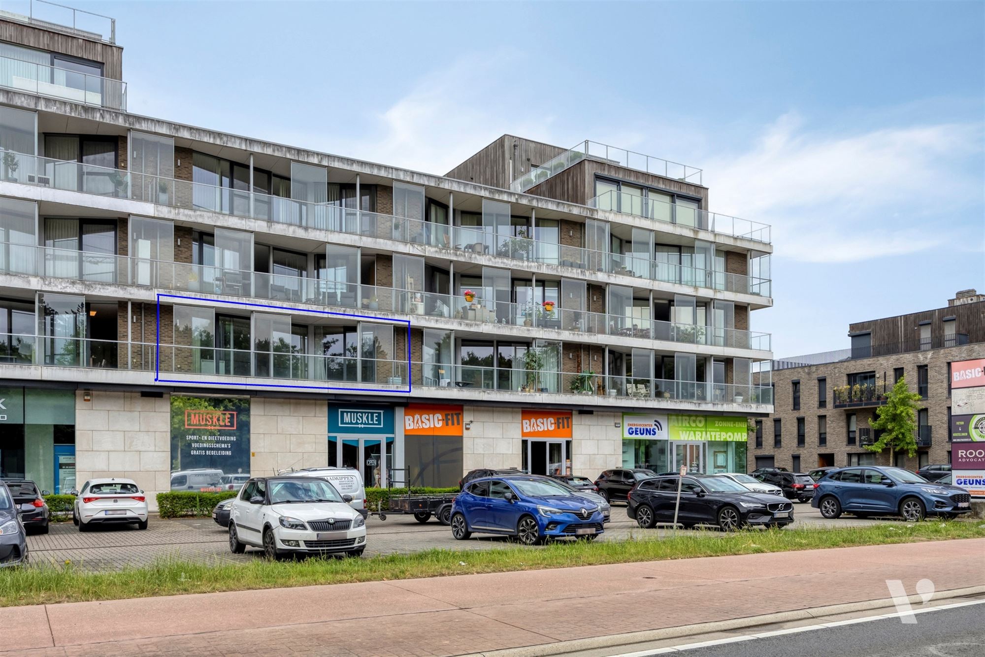 Instapklaar appartement met 2 slaapkamers, terras en autostaanplaats in Hasselt (Rapertingen) foto 2