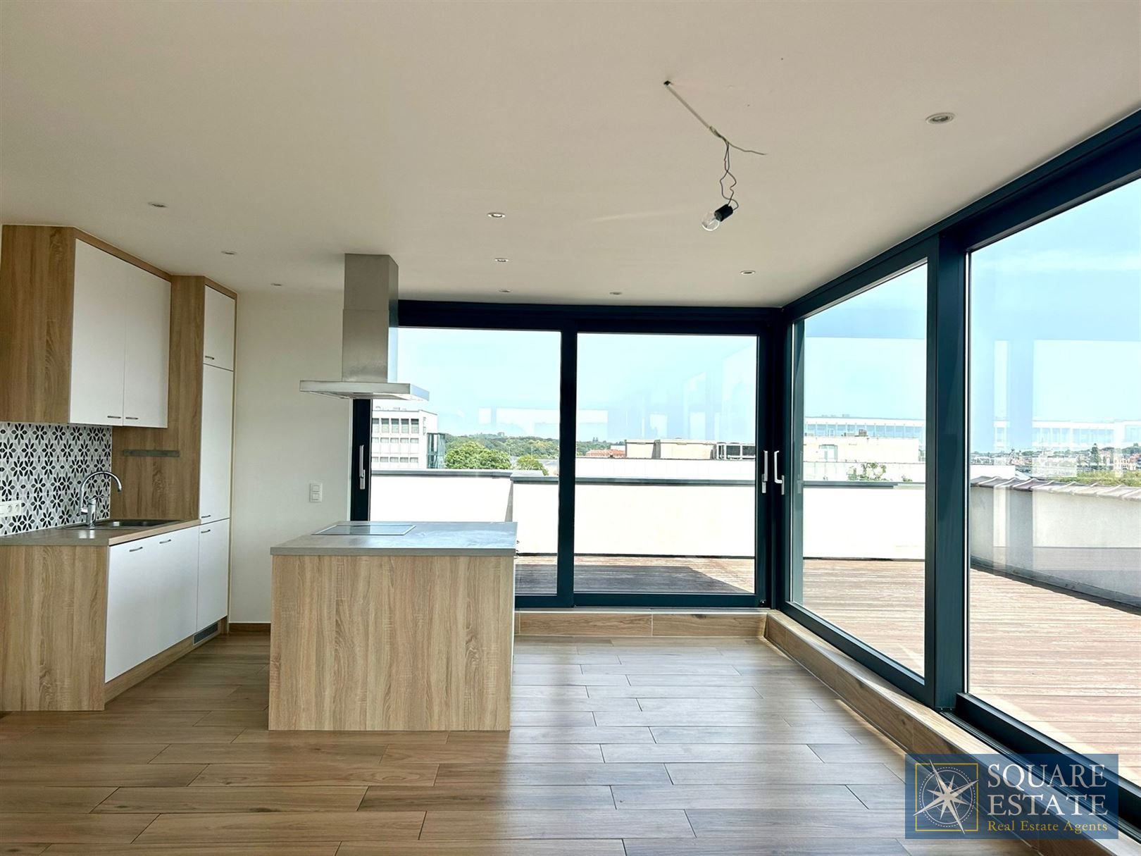 Prachtig penthouse met panoramisch uitzicht foto 3