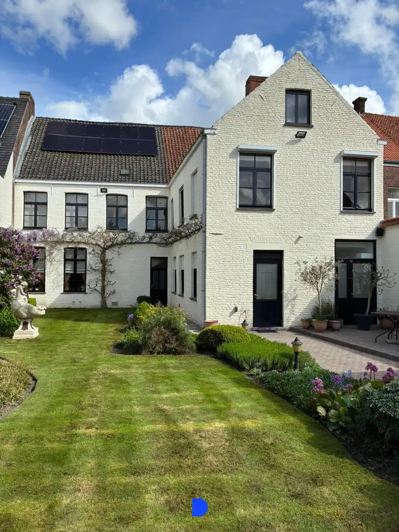 Statig herenhuis in het centrum van Ingelmunster foto 38