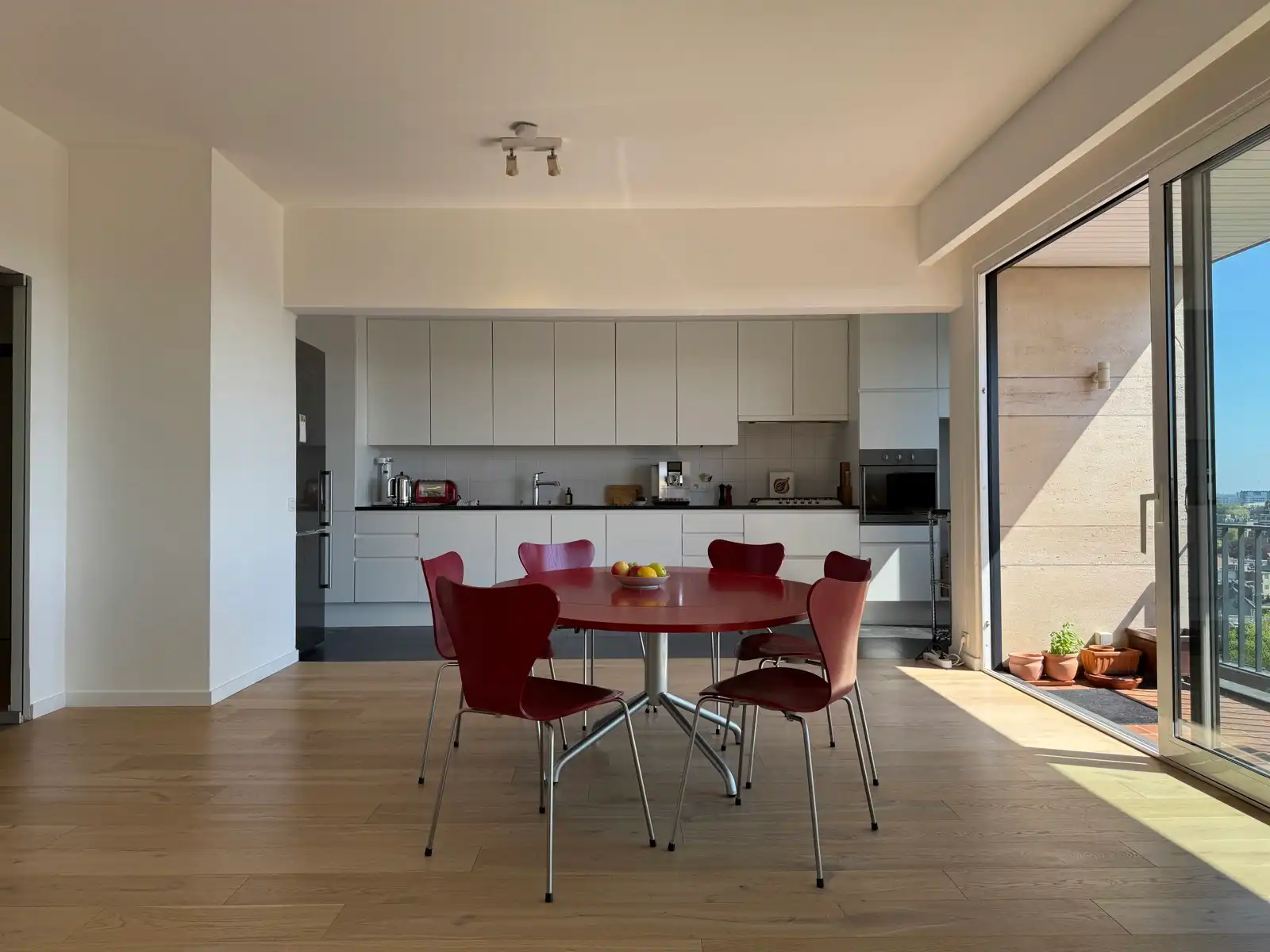 Ruim & lichtrijk  3 slaapkamer app. met Panoramisch Uitzicht foto 6