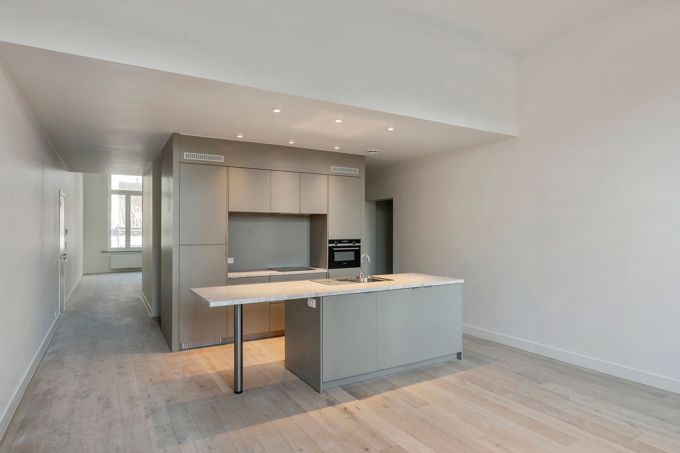 Appartement van 169m² in hart van de Turnhoutse winkelstraat foto 7