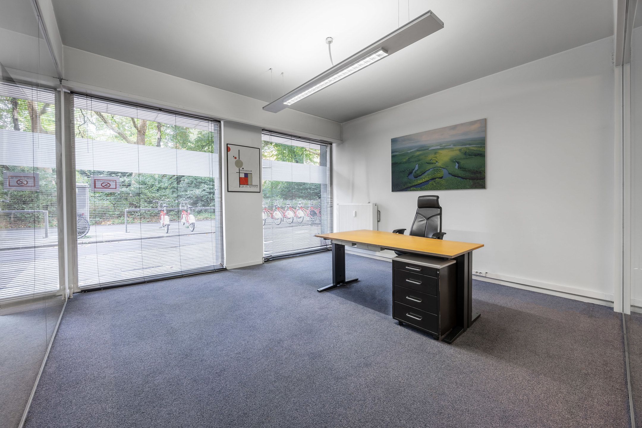 Commercieel handelspand (236m²) op centrale ligging foto 13