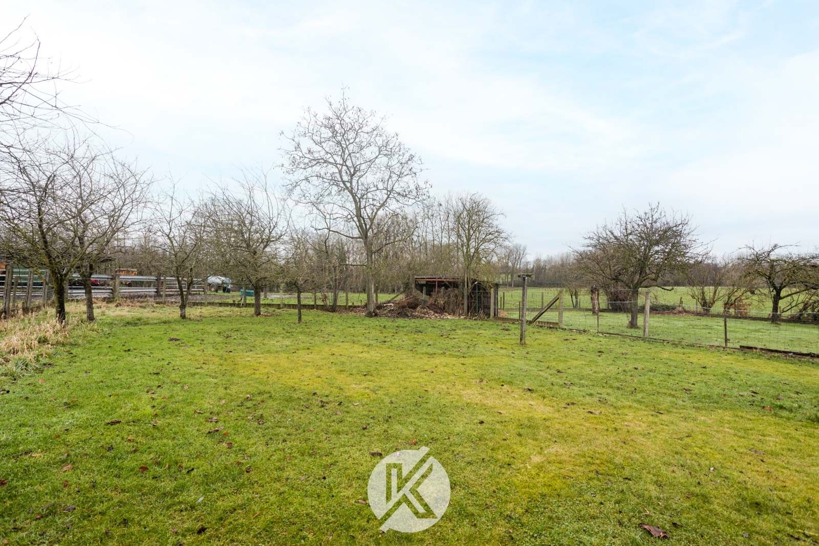 Op te frissen bungalow in landelijke omgeving foto 21