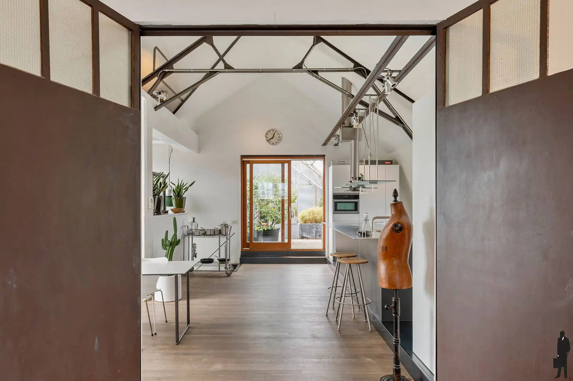 Unieke loft met perfecte synergie tussen wonen en werken foto 5