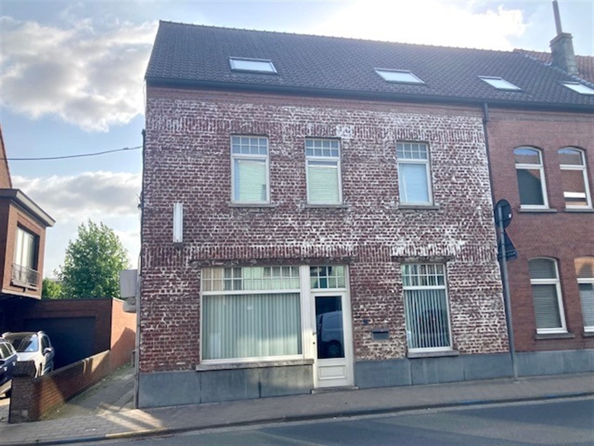 Kantoor in het centrum  foto {{pictureIndex}}