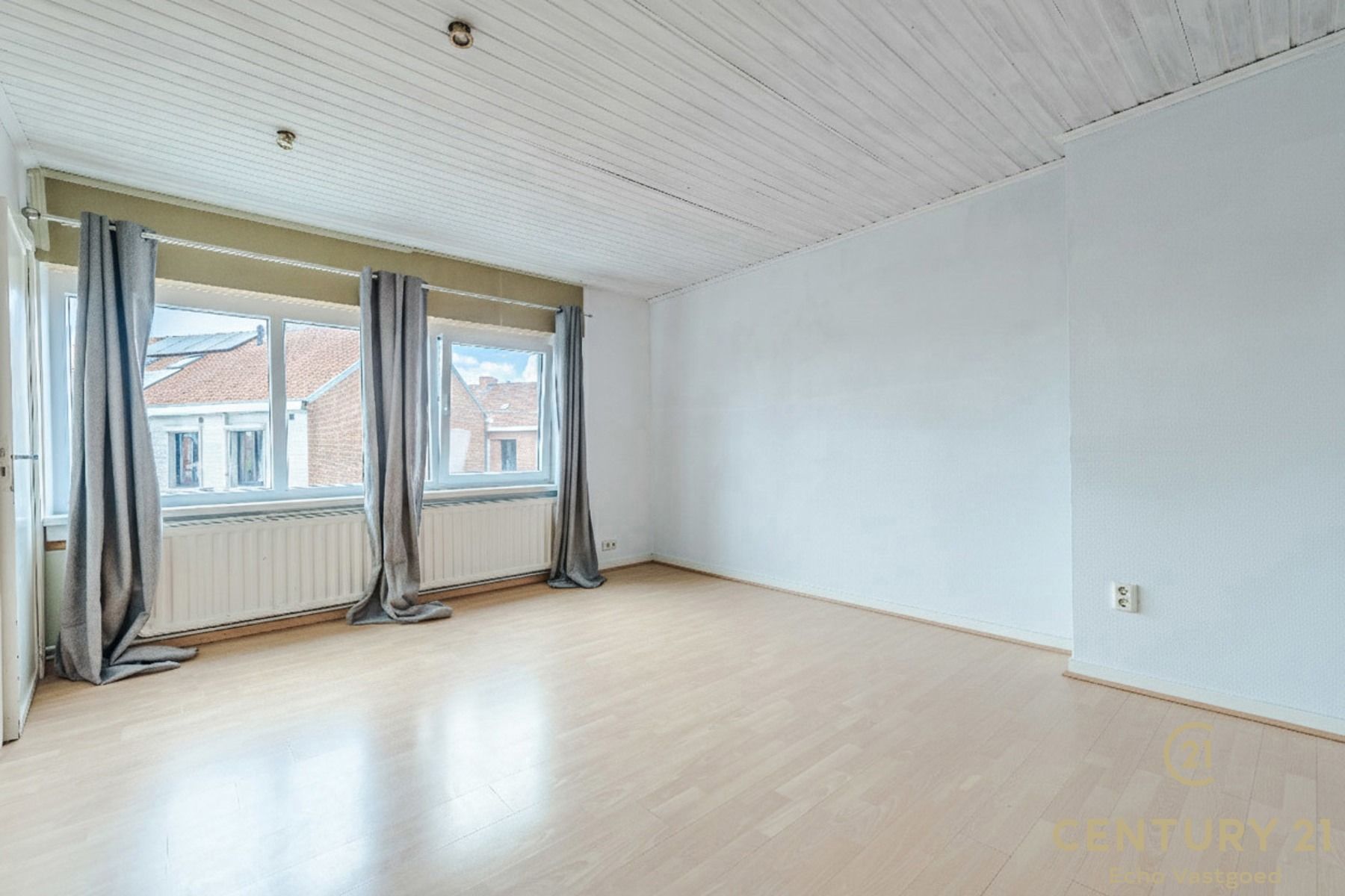 Ruime, gerenoveerde woning met 4 slpk en stadstuin foto 14